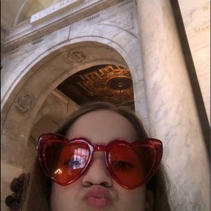 Meet your Posher, Athena